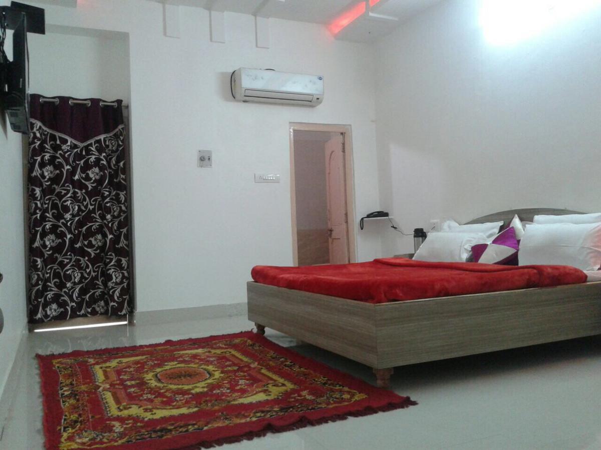 Hotel Santosh Guest House Τζοντχπούρ Εξωτερικό φωτογραφία