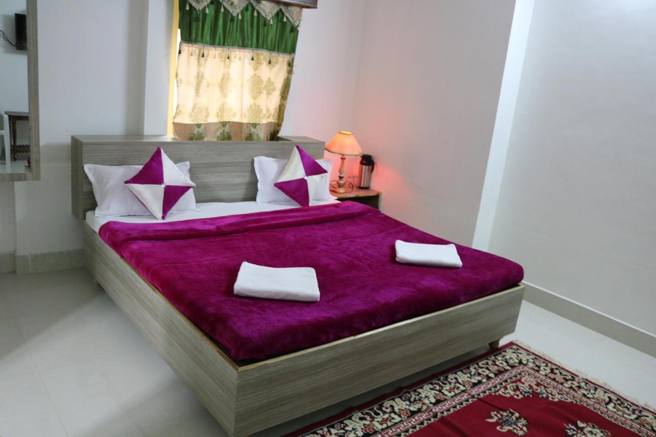 Hotel Santosh Guest House Τζοντχπούρ Εξωτερικό φωτογραφία
