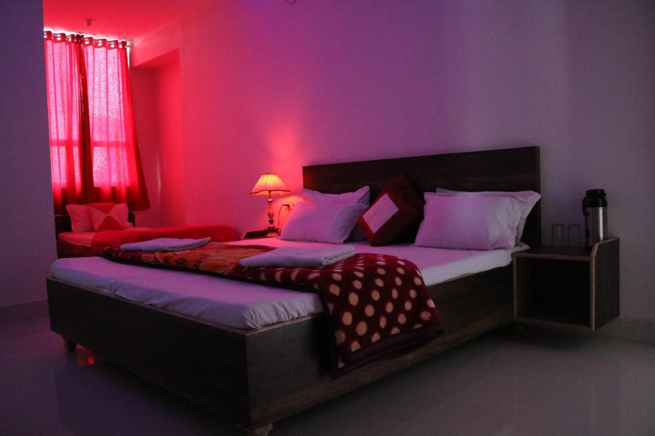 Hotel Santosh Guest House Τζοντχπούρ Εξωτερικό φωτογραφία